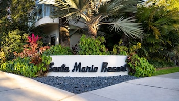 Hotel Exterior at Santa Maria Suites