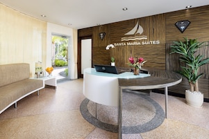 Check-in/check-out kiosk