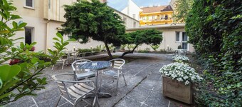 Hotel White Lion