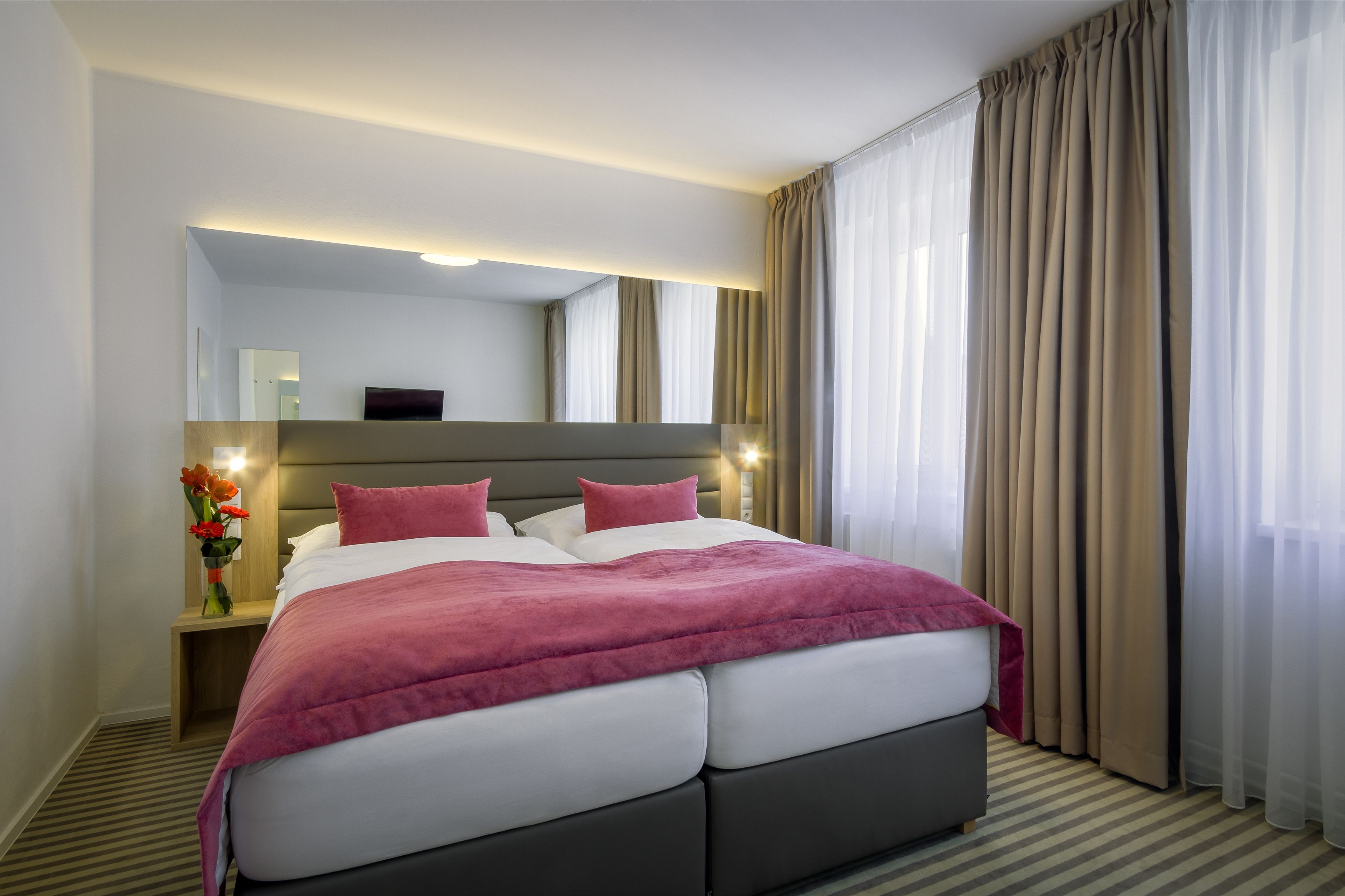 standard double room | 2 bedrooms, hypo-allergenic bedding, in-room safe