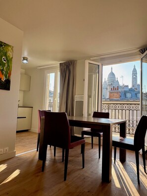 Apartment (Vue sur Sacré Coeur de Montmartre) | Reception - Villa Montmartre - Nouvellement rénovée (Paris)