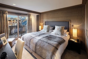Two-Bedroom Apartments with Mountain/Street View | View from room - Six Senses Residences Courchevel (Courchevel)