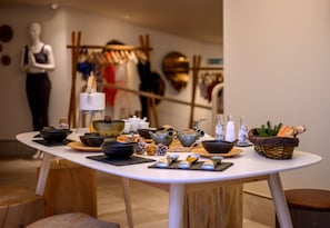 Couples treatment room(s), sauna, hot tub, steam room - Six Senses Residences Courchevel (Courchevel)