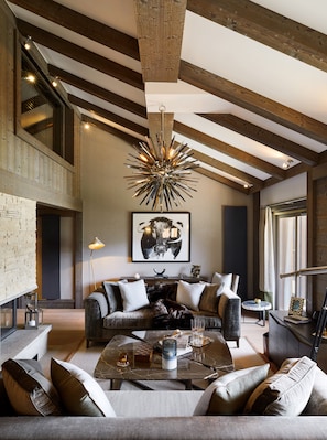 Five-Bedroom Prestige Penthouse | Living area
