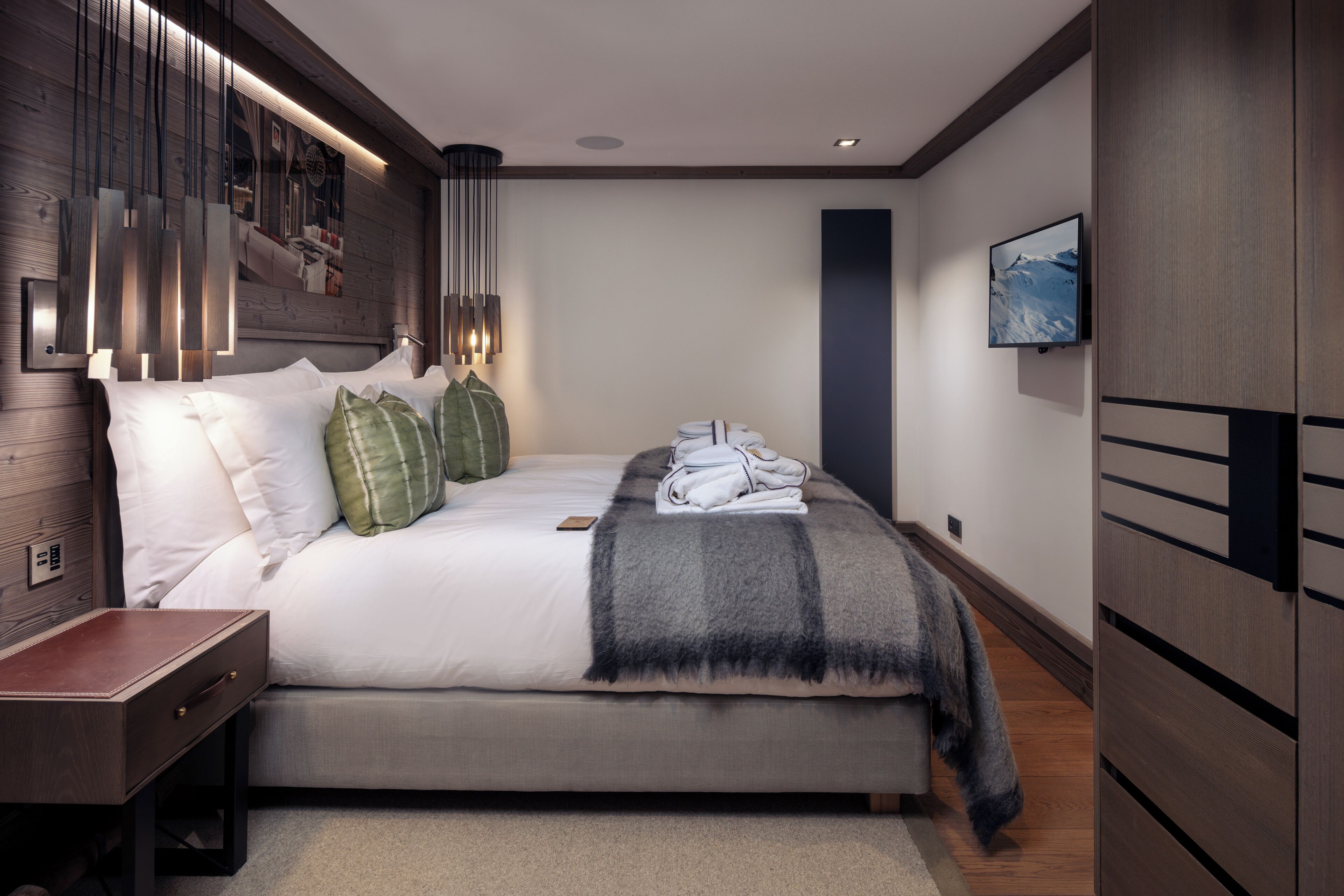Two-Bedroom Apartments with Courtyard View | Premium bedding, memory-foam beds, in-room safe, individually decorated