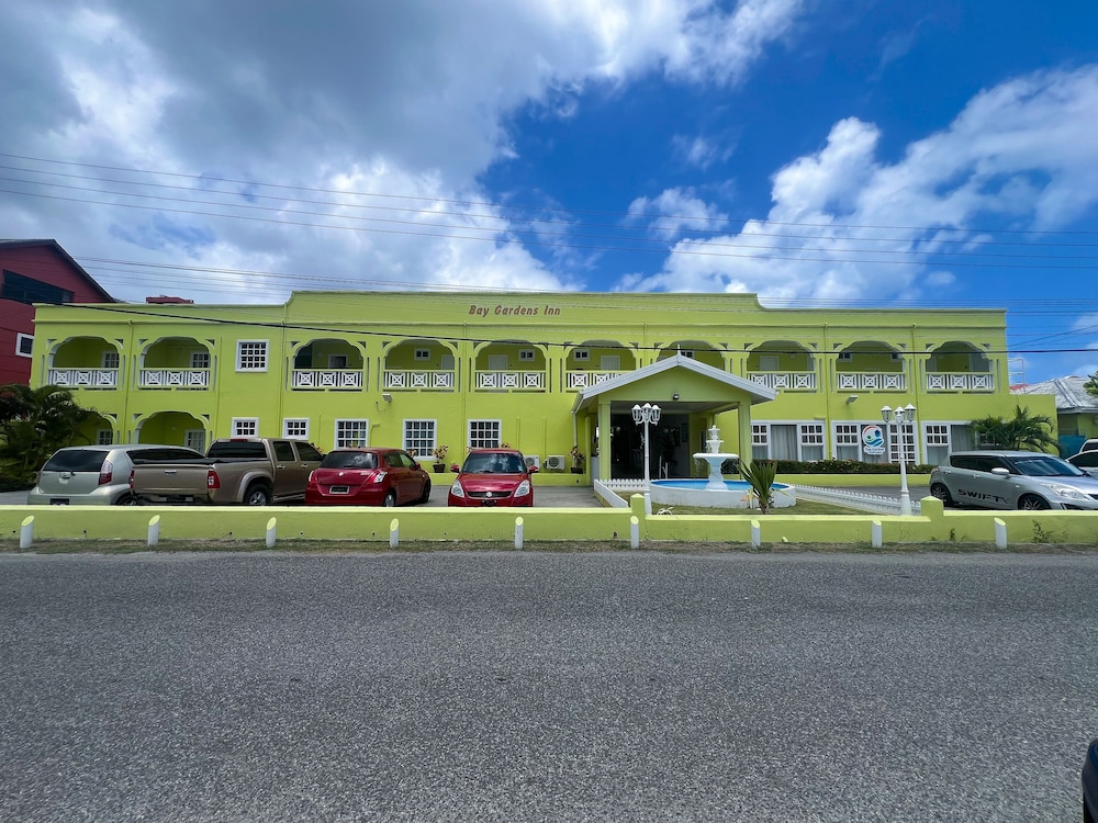 Bay Gardens Hotel by null