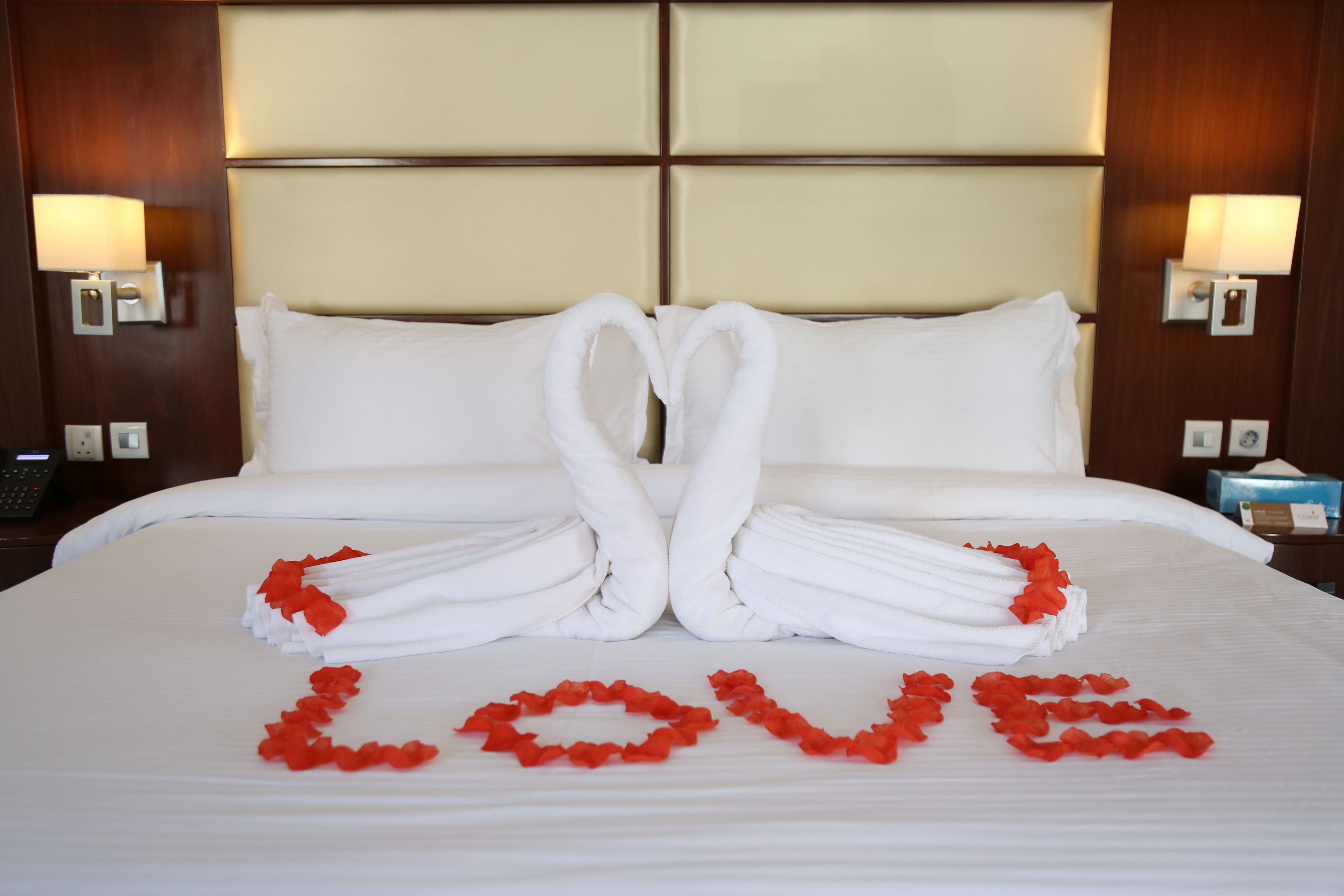 suite | minibar, in-room safe, free cots/infant beds, rollaway beds