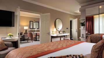 Classic Suite | 1 bedroom, premium bedding, in-room safe, desk