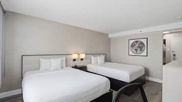 Room, 2 Queen Beds, Non Smoking | Room amenity