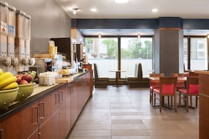 Desayuno buffet incluido todos los días
