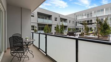 Departamento superior, 2 habitaciones | Vista desde la habitación