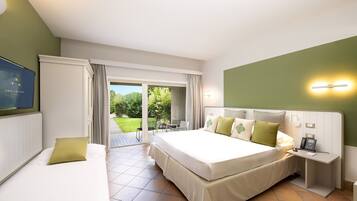 Superior Plus | 1 bedroom, minibar, in-room safe, blackout drapes