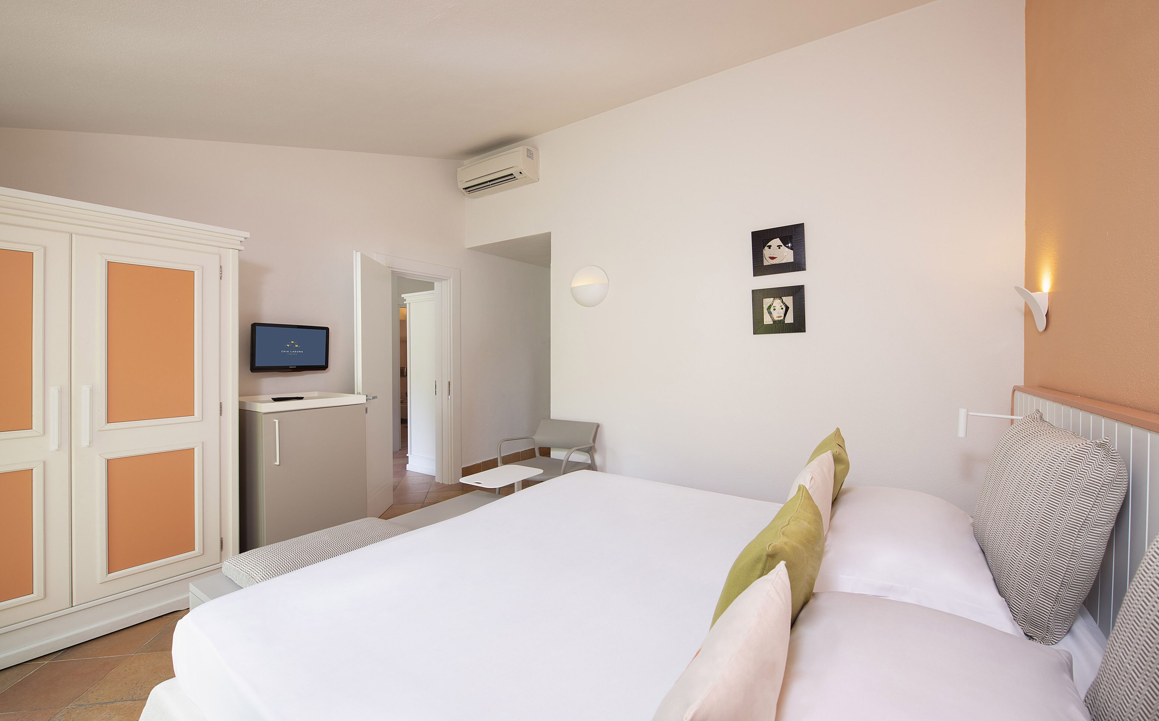 1 habitación, minibar y caja de seguridad en la habitación 