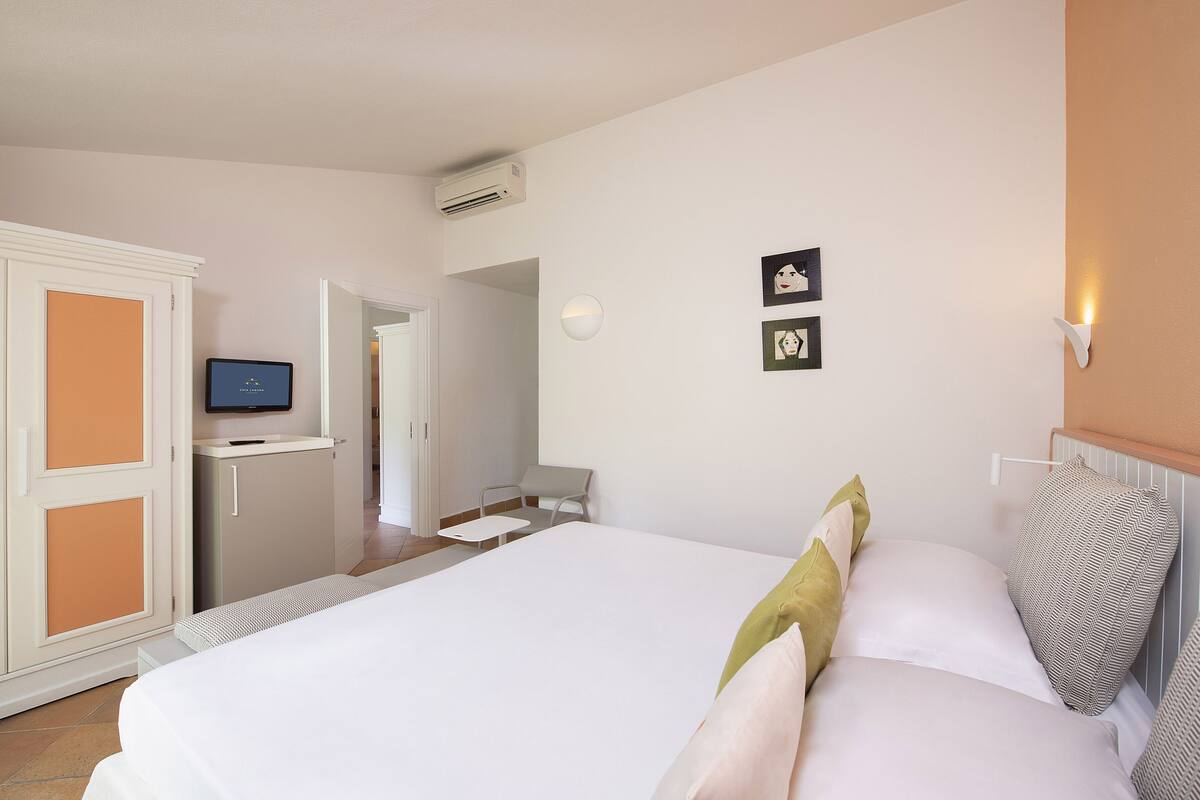 1 chambre, minibar, coffres-forts dans les chambres, rideaux occultants