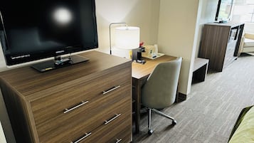 Room, Multiple Beds, Non Smoking