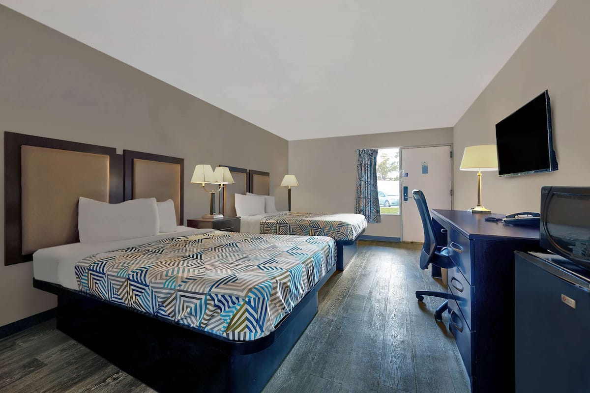 Desk, free WiFi, bed sheets