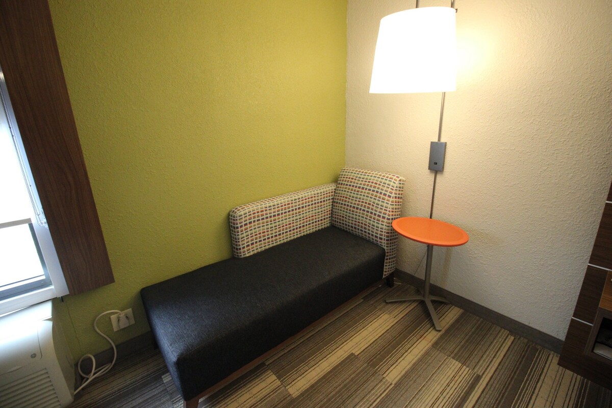 Quarto standard, 1 cama King | Comodidades do quarto