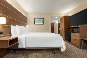 Premium bedding, in-room safe, desk, blackout curtains