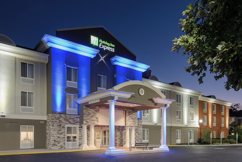 Holiday Inn Express & Suites Philadelphia - Mt. Laurel by IHG