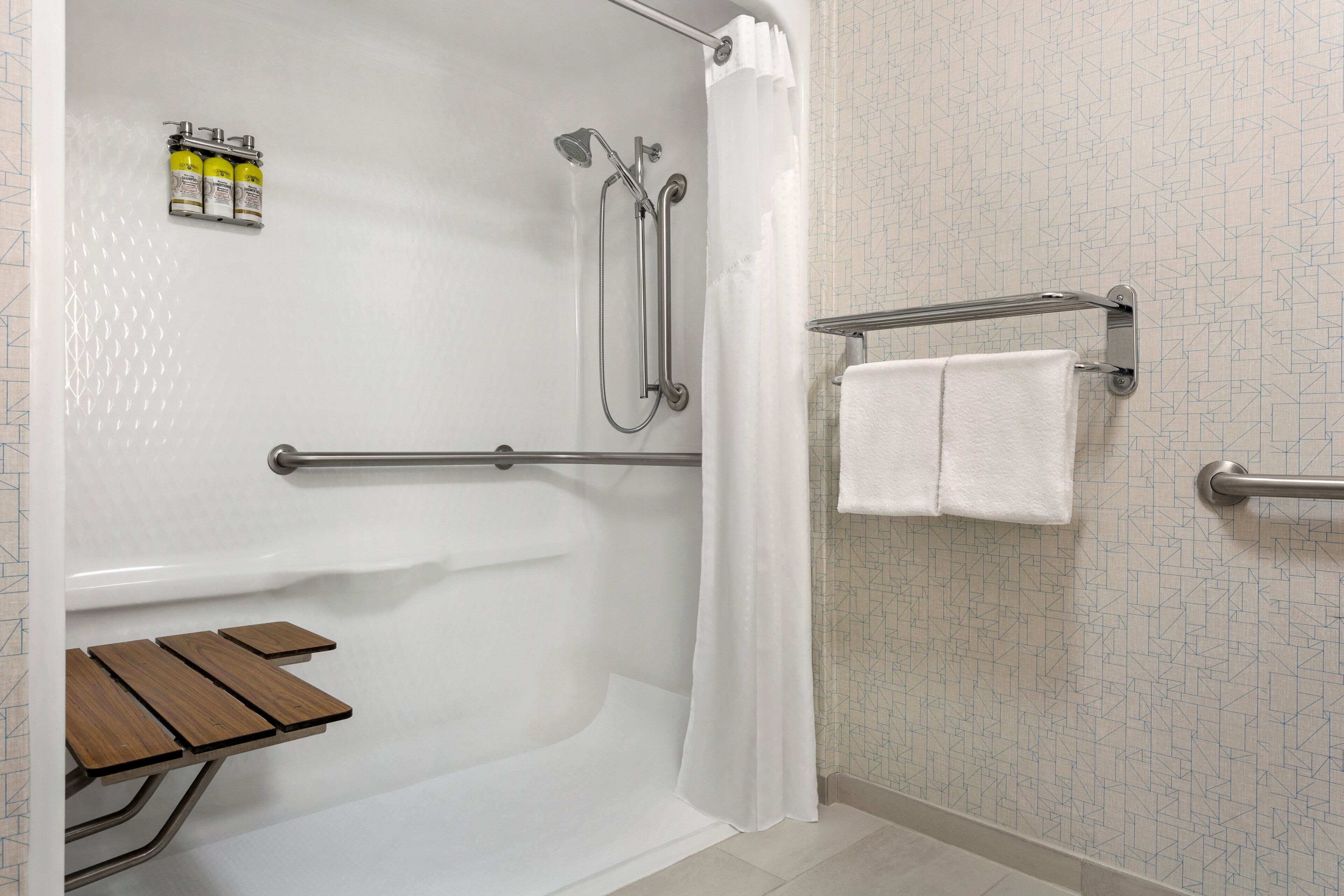 Recensies deals en foto s van Holiday Inn Express Suites