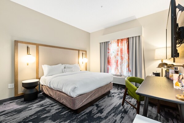 Betten mit Memory-Foam-Matratzen, Zimmersafe, Schreibtisch