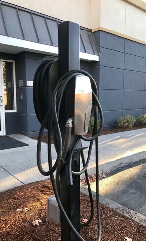 Free self parking - Fairfield Inn & Suites by Marriott Bend Downtown (Bend)