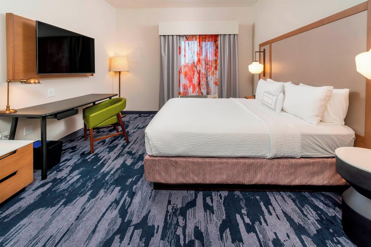 1 bedroom, memory-foam beds, in-room safe, desk