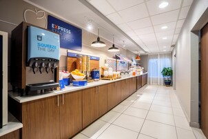 Free buffet breakfast