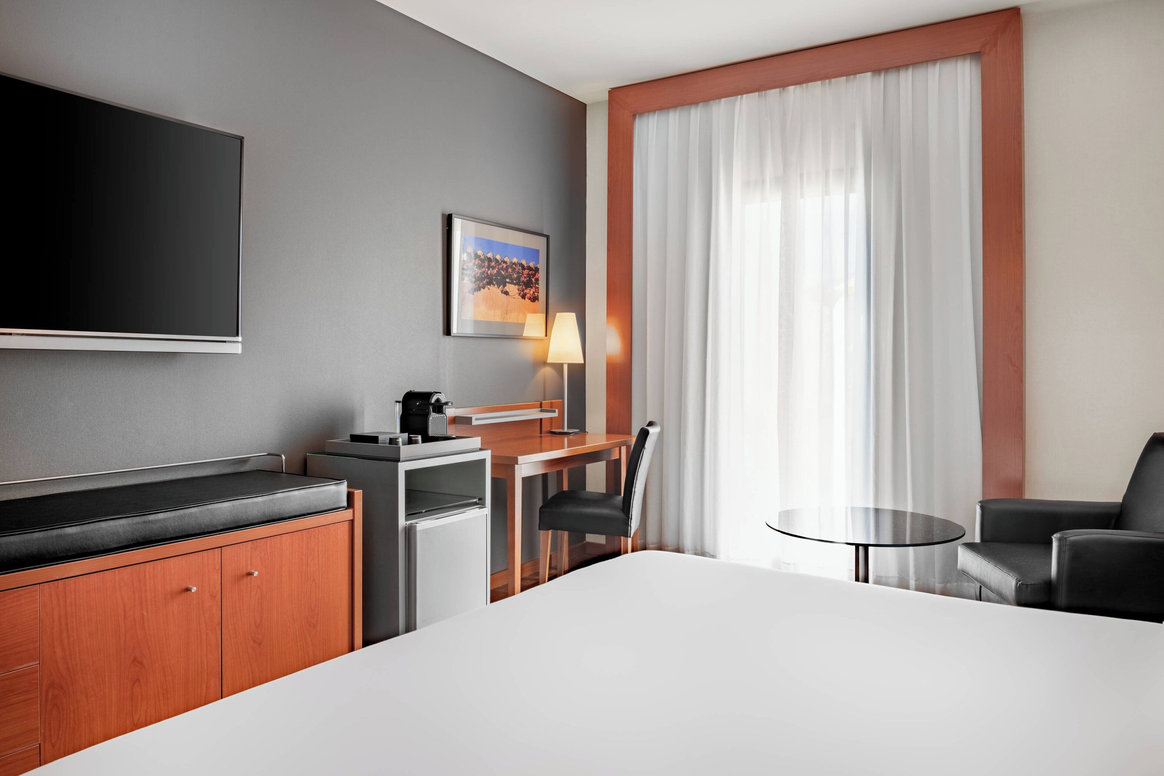 minibar, in-room safe, desk, soundproofing