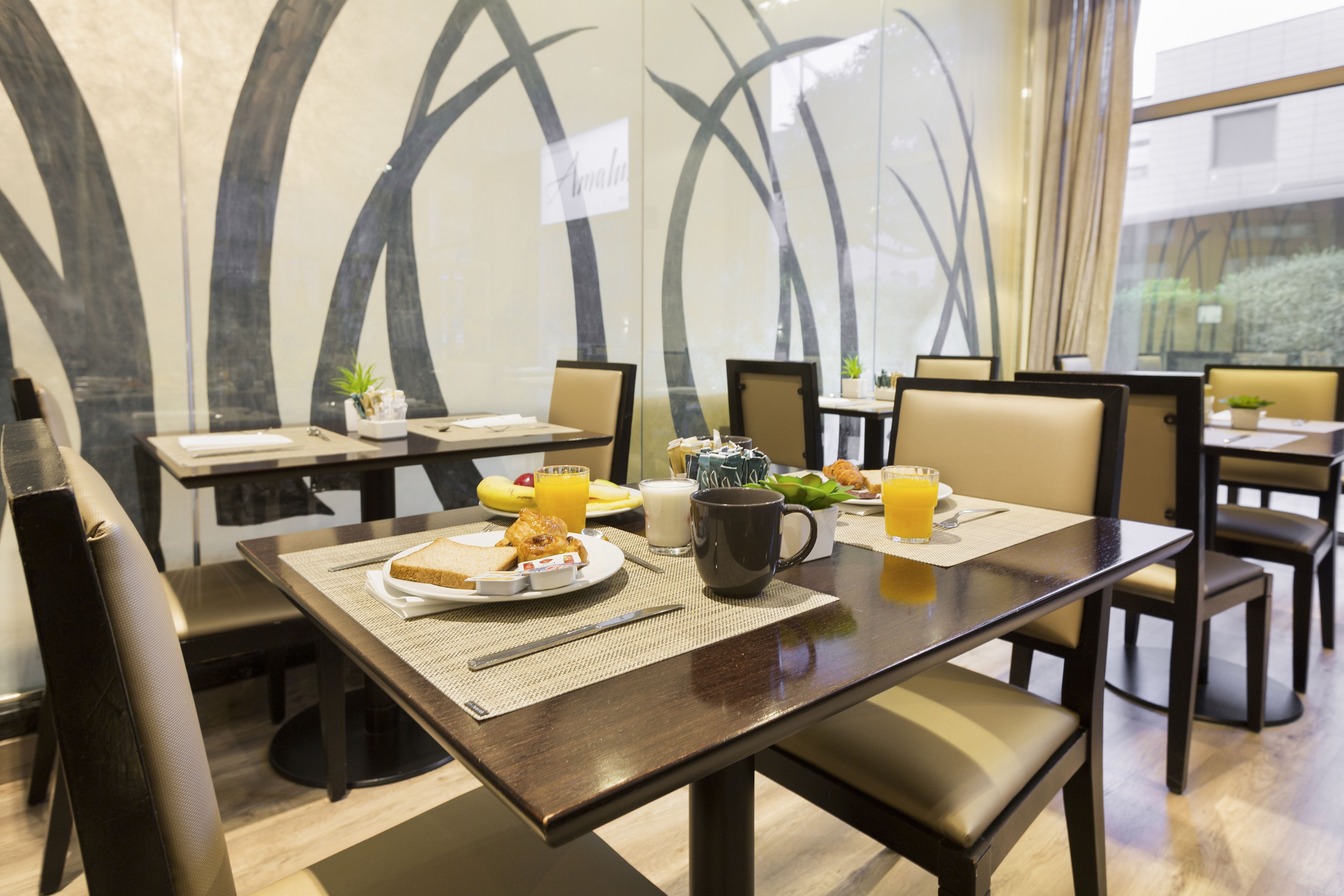 breakfast and dinner served