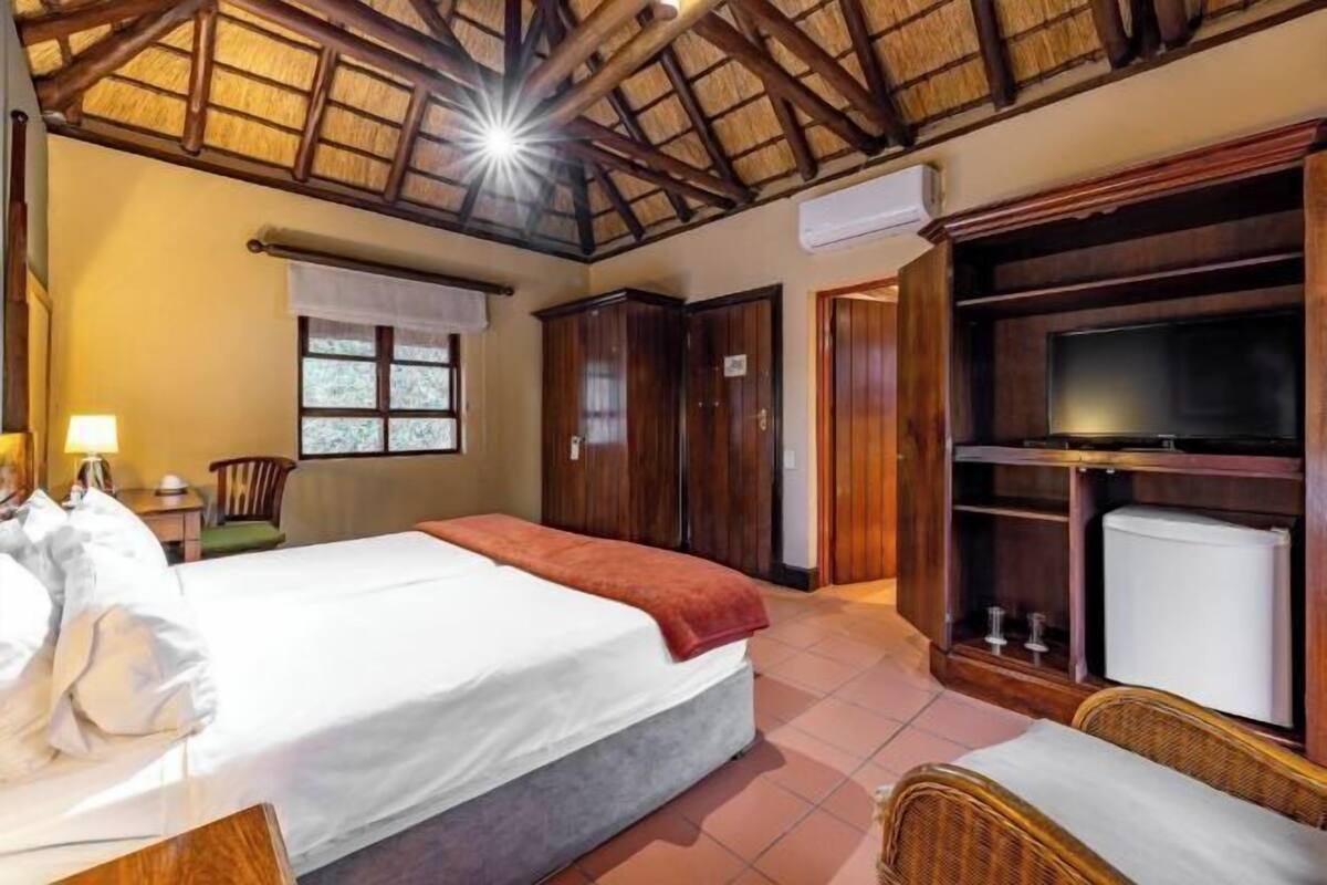 1 bedroom, minibar, in-room safe, individually decorated