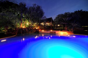 Outdoor pool, sun loungers