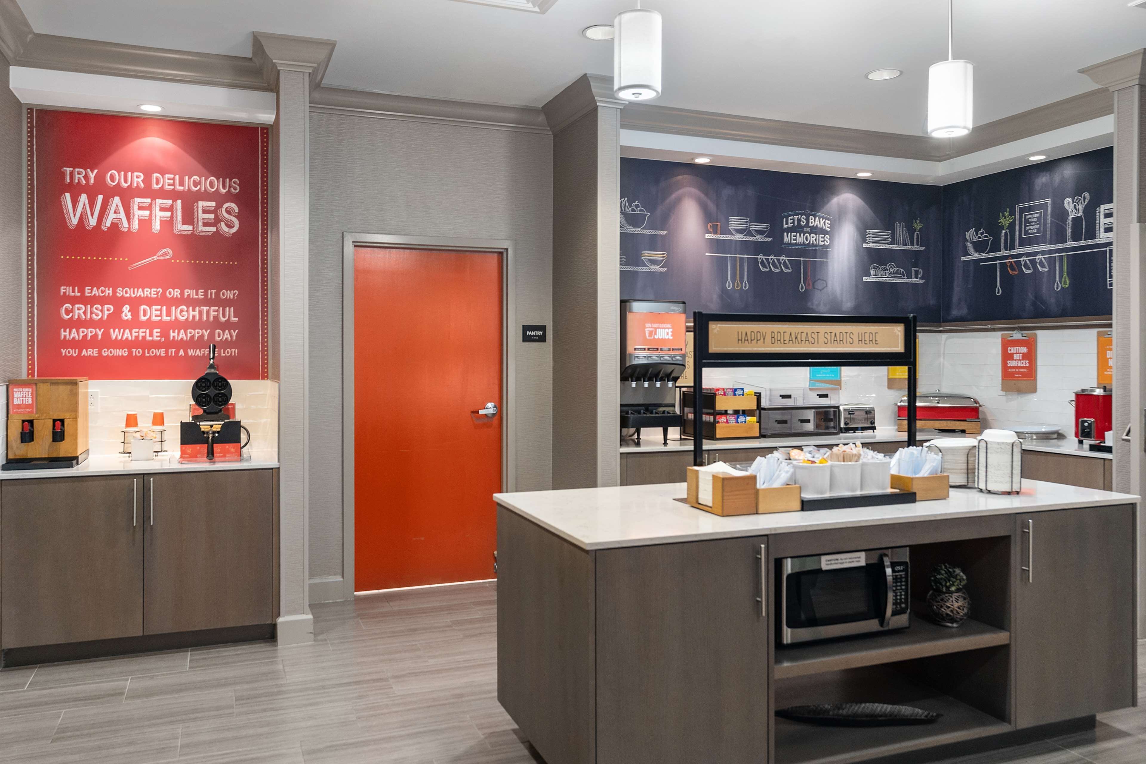 free daily continental breakfast