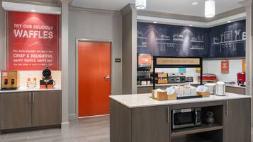Free daily continental breakfast