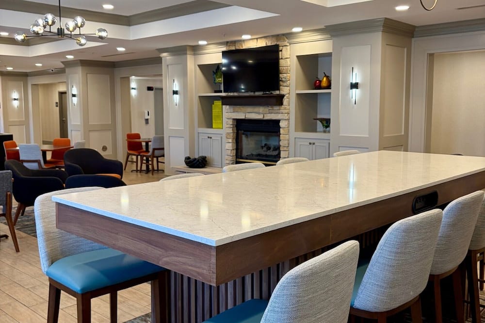 Hampton Inn McHenry