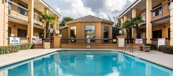 Suburban Studios Florence - Darlington