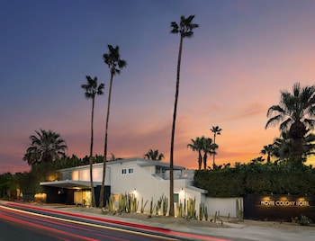 Hotel exterior and entrance at Movie Colony Hotel - Adults Only