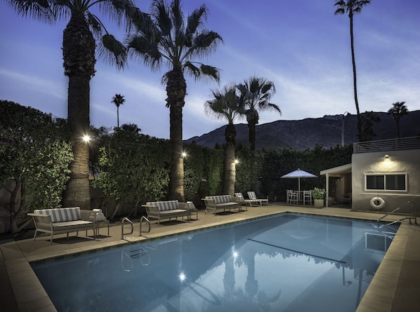 Outdoor pool, sun loungers