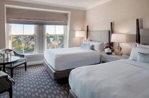 Premium bedding, in-room safe, desk, blackout drapes