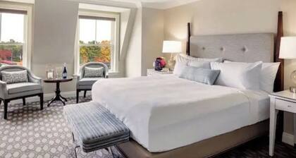 Wentworth by the Sea