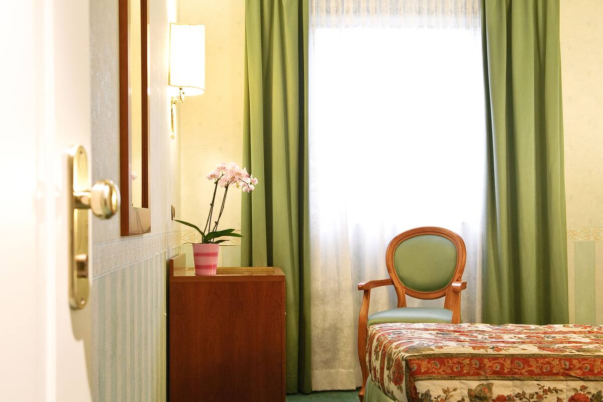 single room | desk, iron/ironing board