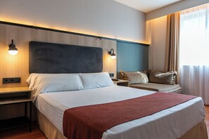 In-room safe, desk, soundproofing, free wired internet - Posadas de España Pinto (Pinto)