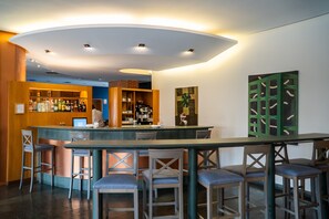 供应晚餐，地方菜