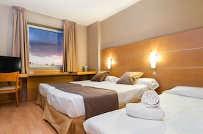 Triple Room (Adults only) | In-room safe, desk, soundproofing, free wired Internet