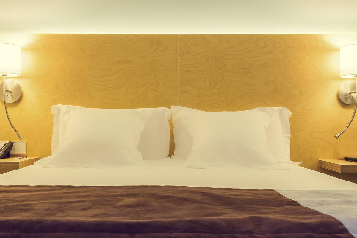 Phòng Suite Superior, 1 giường đôi, không hút thuốc | Minibar, két bảo mật tại phòng, bàn, phòng cách âm