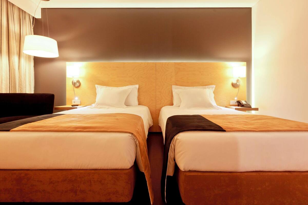 Phòng Tiêu chuẩn, 2 giường đơn, không hút thuốc | Minibar, két bảo mật tại phòng, bàn, phòng cách âm
