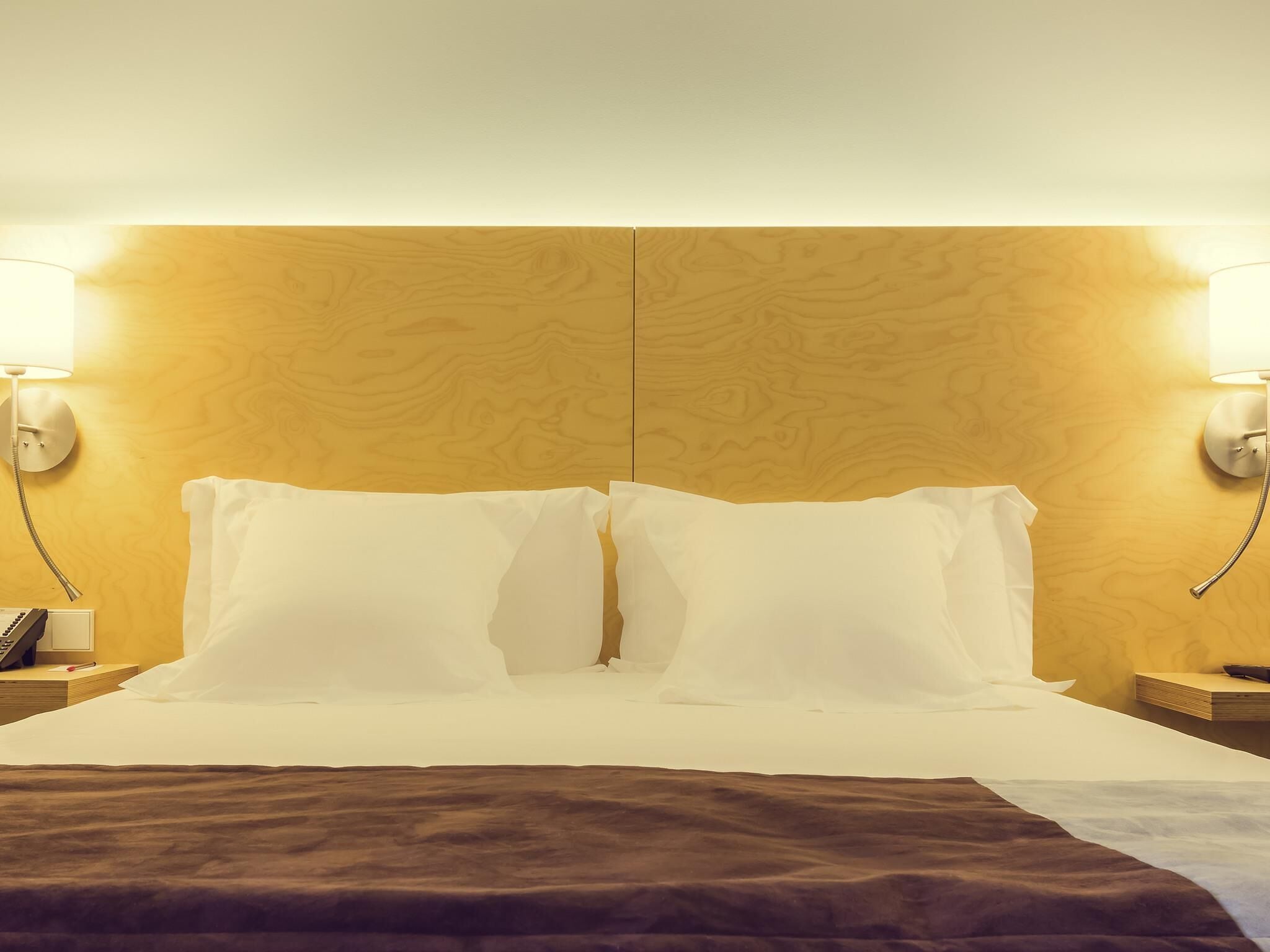 Minibar, in-room safe, desk, soundproofing
