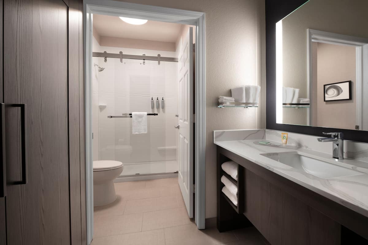 1 bedroom, premium bedding, down duvets, pillow-top beds