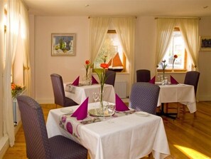 Dining - Merriman Hotel (Kinvara)