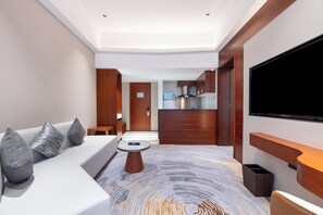 コンフォート スイート (Apartment) | 高級寝具、羽毛の掛け布団、ピロートップベッド、ミニバー